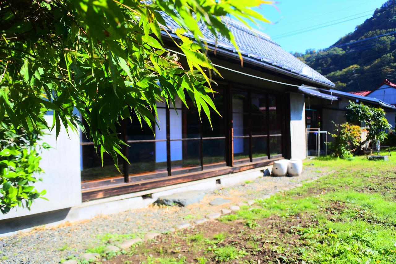 Guest House Yukari Tsuru Zewnętrze zdjęcie